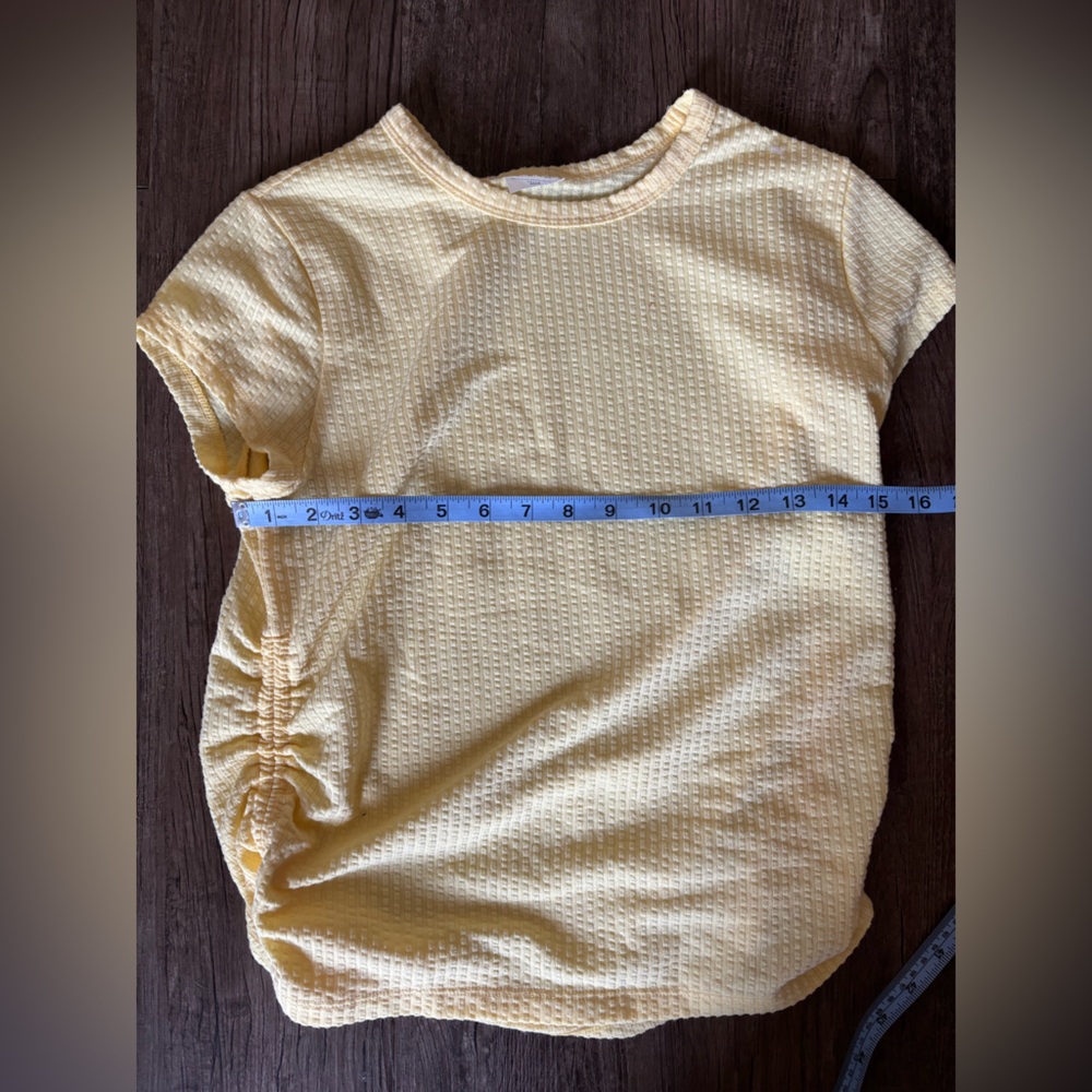 Abercrombie and Fitch Butter Yellow Shirt - Picture 3 of 3